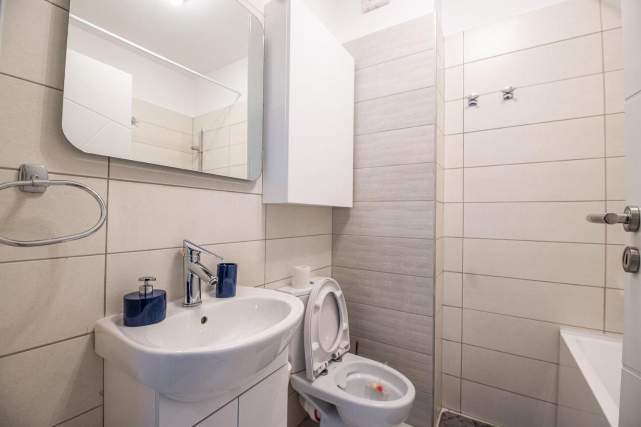 Luxury Westpark 2 Presidentialsuite With Lake View W4 Bucharest Luaran gambar